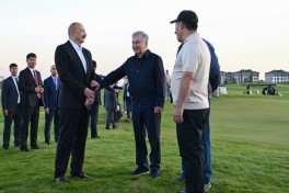 Prezident İlham Əliyev Qırğızıstan, Özbəkistan və Tacikistan prezidentləri ilə birlikdə Çolpon-Ata şəhərində Qolf Klubun açılışında iştirak edib