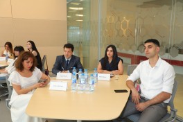 “Rəqəmsal mediada ədəbi dil standartları: müasir yazı texnikası və praktik redaktə” mövzusunda təlimlərə başlanılıb