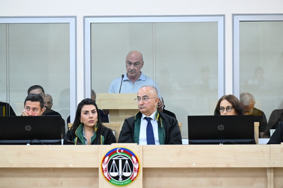 Arayik Harutyunyan və digərlərinin şikayətləri üzrə apellyasiya məhkəməsində hakimlər kollegiyası müşavirəyə gedib