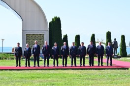 Prezident İlham Əliyevin Çolpon-Ata şəhərində rəsmi qarşılanma mərasimi olub - FOTO 