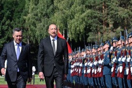 Prezident İlham Əliyevin Çolpon-Ata şəhərində rəsmi qarşılanma mərasimi olub - FOTO 