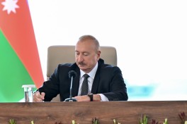 Azərbaycan və Qırğızıstan arasında sənədlərin mübadiləsi olub - YENİLƏNİB  - FOTO 