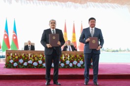 Azərbaycan və Qırğızıstan arasında sənədlərin mübadiləsi olub - YENİLƏNİB  - FOTO 
