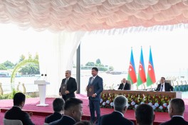 Azərbaycan və Qırğızıstan arasında sənədlərin mübadiləsi olub - YENİLƏNİB  - FOTO 