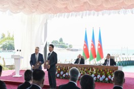 Azərbaycan və Qırğızıstan arasında sənədlərin mübadiləsi olub - YENİLƏNİB  - FOTO 