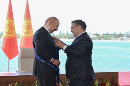 Sadır Japarov İlham Əliyevi Qırğızıstanın ali dövlət mükafatı – "Manas" ordeni ilə təltif edib - FOTO 