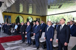 Sadır Japarov İlham Əliyevi Qırğızıstanın ali dövlət mükafatı – "Manas" ordeni ilə təltif edib - FOTO 