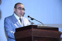 Professor İsfəndiyar Ağayevin “Cinayət Hüququ. Ümumi hissə” kitabının təqdimatı olub - FOTO 
