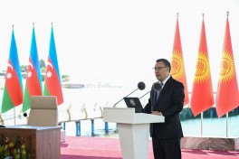 Azərbaycan və Qırğızıstan prezidentlərinin təltifolunma mərasimi keçirilib - FOTO 