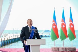 Azərbaycan və Qırğızıstan prezidentlərinin təltifolunma mərasimi keçirilib - FOTO 