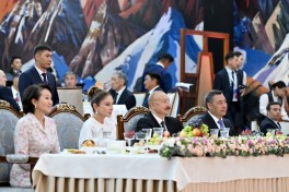 Çolpon-Ata şəhərində Prezident İlham Əliyevin və birinci xanım Mehriban Əliyevanın şərəfinə dövlət ziyafəti verilib - FOTO 