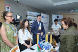Ali təhsil müəssisələrinin sərgisi başa çatıb - FOTO 