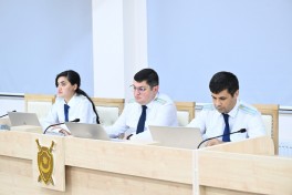 Arayik Harutyunyan və digərlərinin şikayətləri üzrə apellyasiya məhkəməsində hakimlər kollegiyası müşavirəyə gedib
