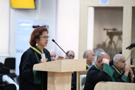 Arayik Harutyunyan və digərlərinin şikayətləri üzrə apellyasiya məhkəməsində hakimlər kollegiyası müşavirəyə gedib
