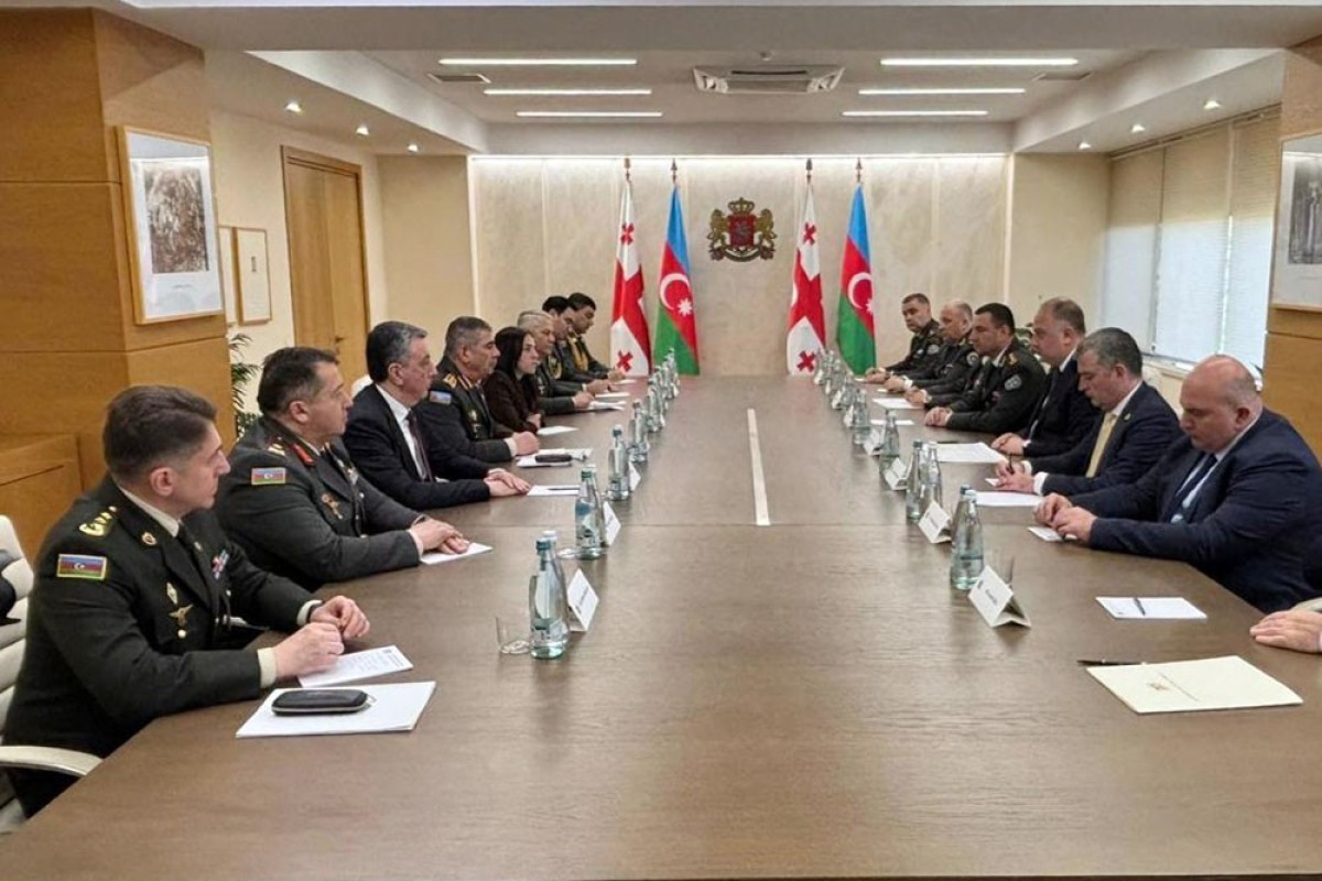 Defense Ministers of Azerbaijan and Georgia meet
