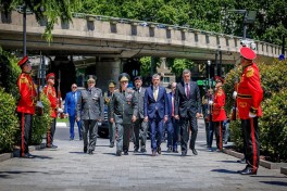Azərbaycan və Gürcüstanın müdafiə nazirləri görüşüblər