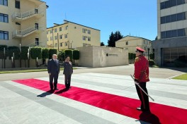 Azərbaycan və Gürcüstanın müdafiə nazirləri görüşüblər