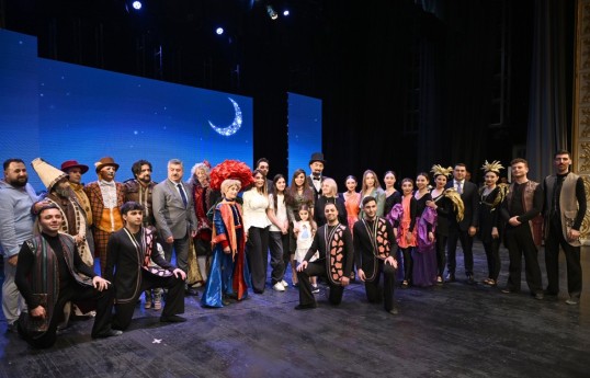 Akademik Musiqili Teatrda “Balaca şahzadə” əsəri əsasında hazırlanmış eyniadlı tamaşa nümayiş olunub