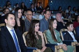 Akademik Musiqili Teatrda “Balaca şahzadə” əsəri əsasında hazırlanmış eyniadlı tamaşa nümayiş olunub