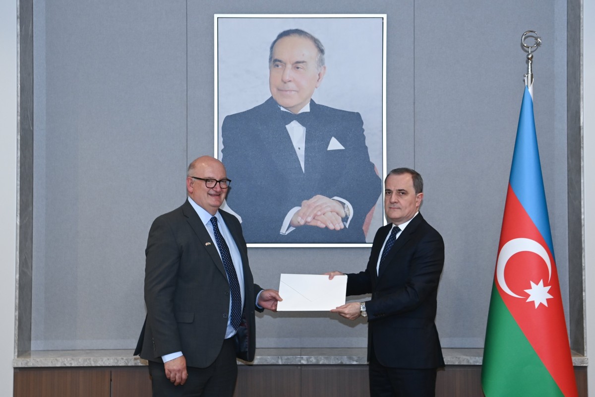 Britaniyanın yeni səfiri Dankan Norman, Azərbaycanın xarici işlər naziri Ceyhun Bayramov