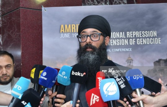 Kanadada Zikh Federasiyasının rəhbəri Moninder Sinqh