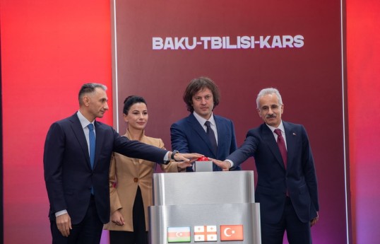 Modernləşdirilmiş Bakı–Tbilisi–Qars dəmir yolu: Azərbaycanın regional logistika qovşağına çevrilməsində mühüm addım - FOTO  - VİDEO 