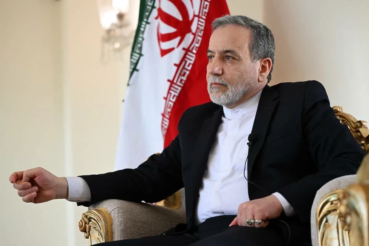 Əraqçi: Tehran yalnız ABŞ-ın İrana hücumlar üçün istifadə etdiyi bazalara zərbə endirir