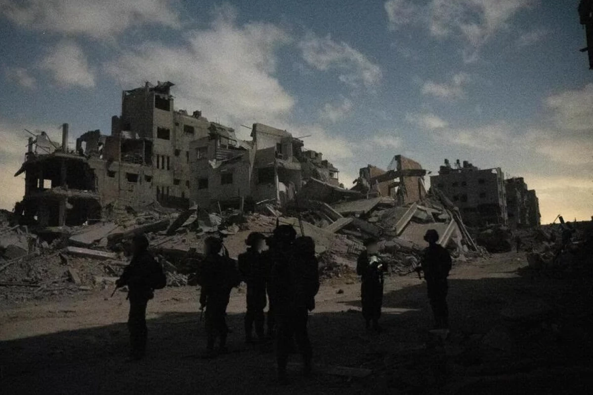 2 officers, including senior commander, hurt in firefight with Hezbollah; another injured by explosive drone