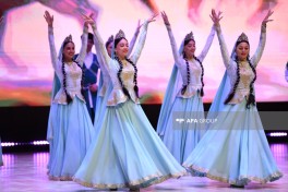Heydər Əliyev Mərkəzində Ümumdünya Ətraf Mühit Gününə həsr olunmuş beynəlxalq tədbirin açılışı olub - YENİLƏNİB  - FOTO 