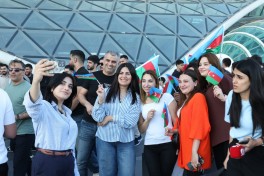 Avropa çempionu olan Azərbaycanın minifutbol yığması Vətənə qayıdıb - FOTO  - YENİLƏNİB 