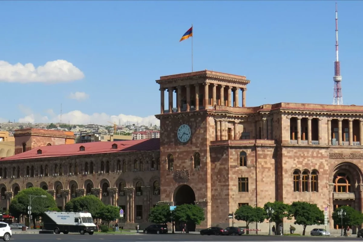 Ermənistan MSK Karapetyanın blokunu seçki yarışından kənarlaşdırmaqdan imtina edib