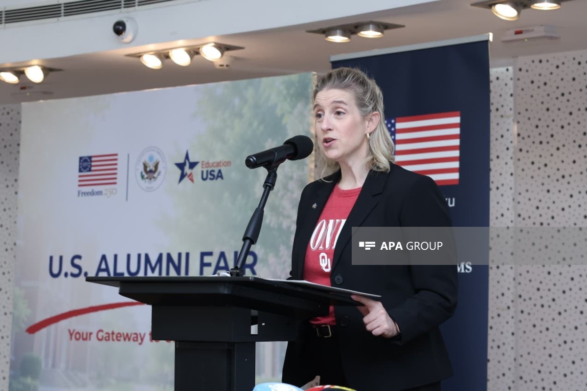 Bakıda ABŞ məzunları sərgisi təşkil edilib - <span class="red_color">FOTO