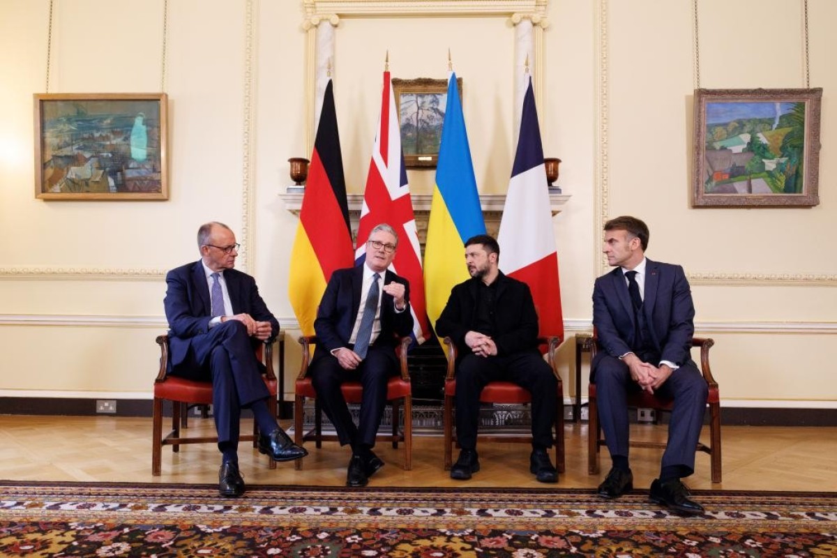 Zelenski Böyük Britaniyaya səfər edib, Starmer, Makron və Merts ilə görüşəcək