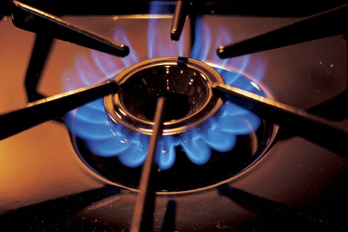 Father and 13-year-old son die from carbon monoxide poisoning in Baku, another minor child poisoned