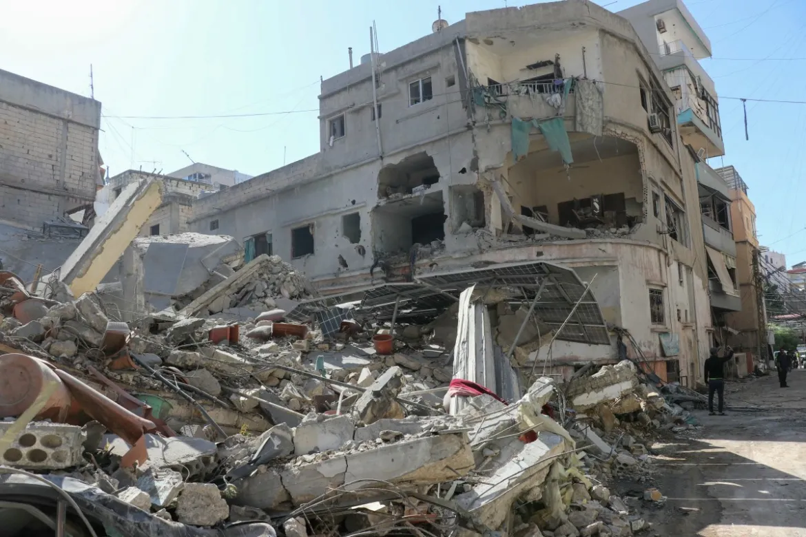 İsrail ordusu Livanın Tir şəhərini bombalayıb, 8 n