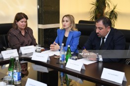 Uşaqların rəqəmsal təhlükəsizliyi və zərərli asılılıqlardan qorunması müzakirə olunub