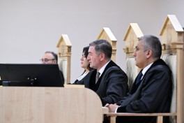 Arayik Harutyunyan və digərlərinin şikayətləri üzrə apellyasiya məhkəməsində tərəflərin çıxışlarına başlanılıb - FOTO 
