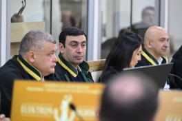 Arayik Harutyunyan və digərlərinin şikayətləri üzrə apellyasiya məhkəməsində tərəflərin çıxışlarına başlanılıb - FOTO 