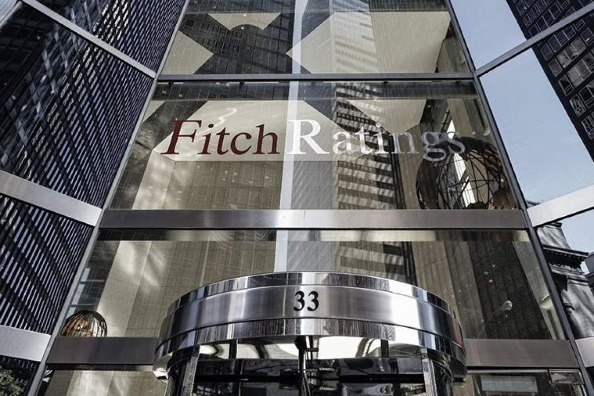 "Fitch" Hörmüzdəki böhran səbəbindən neftin qiyməti ilə bağlı proqnozunu kəskin artırıb