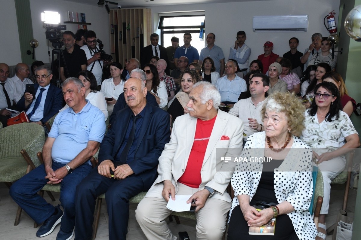 Qulu Ağsəsin “Saat 6-nı gözləyirəm” kitabının təqdimat mərasimi keçirilib - FOTO 