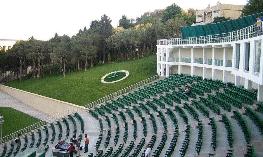 Yaşıl Teatr və Bakı Bələdiyyə Teatrı Mədəniyyət Na