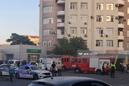 Bakıda obyektdə yanğın başlayıb - YENİLƏNİB  - FOTO  - VİDEO 
