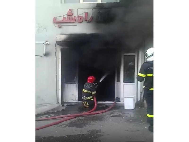 Bakıda obyektdə yanğın başlayıb - YENİLƏNİB  - FOTO  - VİDEO 