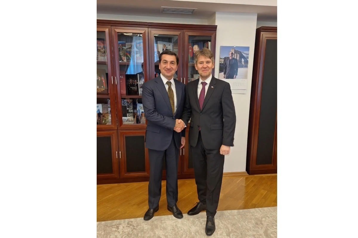 Hikmat Hajiyev meets with Slovak Foreign Ministry State Secretary