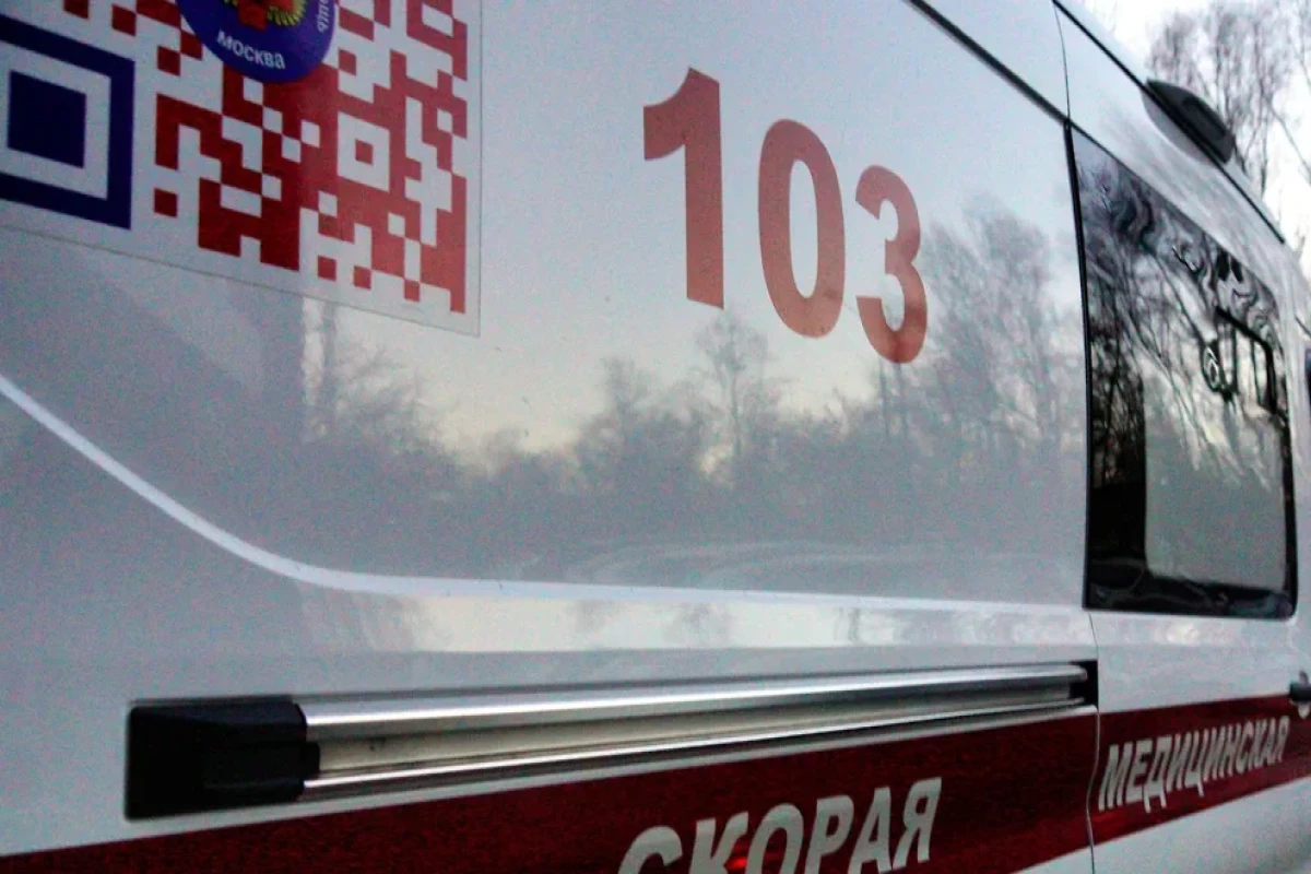 Один человек погиб и 11 ранены при ударе дрона по автобусу в РФ