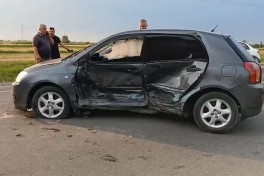 Beyləqanda qəza baş verib, 3 nəfər yaralanıb - FOTO 