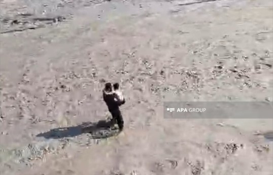 Qusar sakini çayda boğulub, nəvəsini polis xilas edib