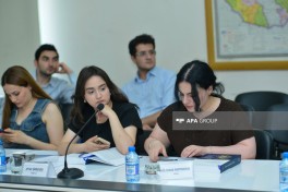 Media nümayəndələri üçün insan hüquqlarının qorunmasına dair sessiya keçirilib - FOTO 