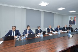 Elm və təhsil naziri Gəncədə vətəndaşları qəbul edib