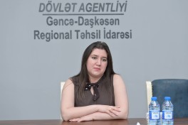 Elm və təhsil naziri Gəncədə vətəndaşları qəbul edib